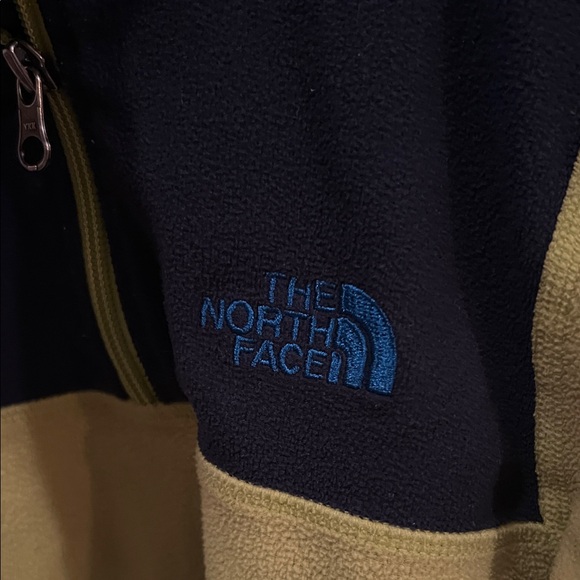 The North Face Kids' Fleece - Picture 3 of 3
